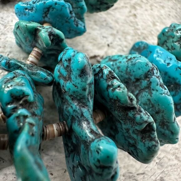 Vintage 1940s Kingman Turquoise Nugget Heishi Bead
Necklace - Picture 4 of 12